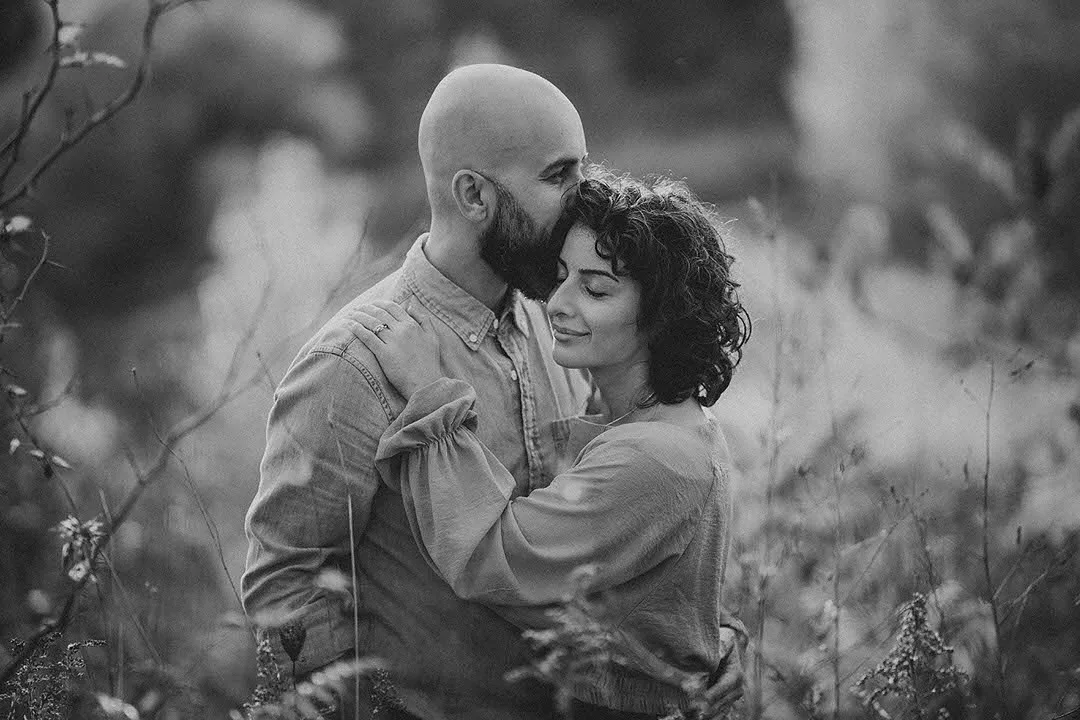 Natural light photo of a candid interaction with engagement photos ideas, toronto engagement photographer, toronto engagement photos in photojournalistic. (024-2)