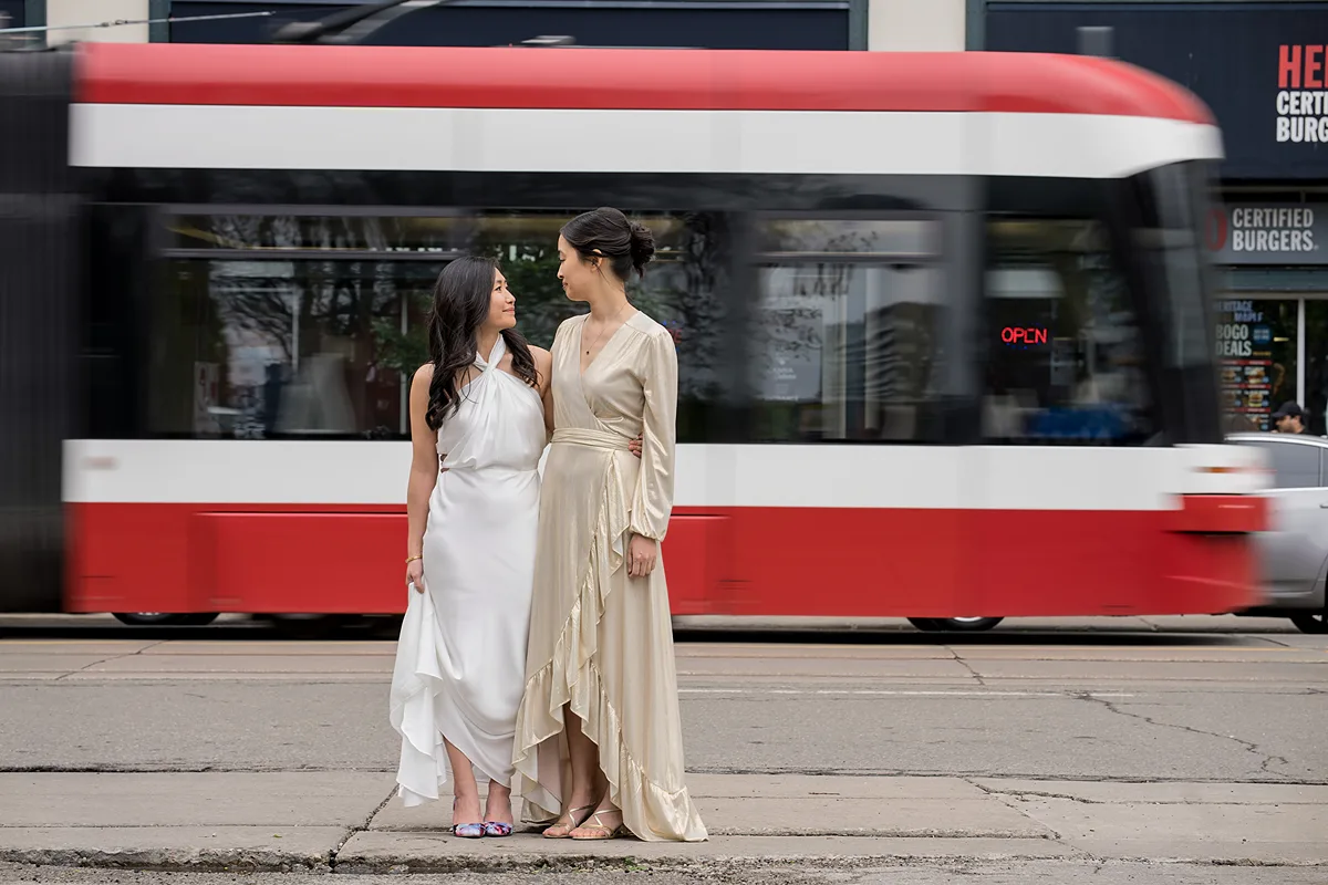 Candid moment of details and atmosphere with Colour Gallery, Toronto, The Eastcore Colour in photojournalistic. (0338)
