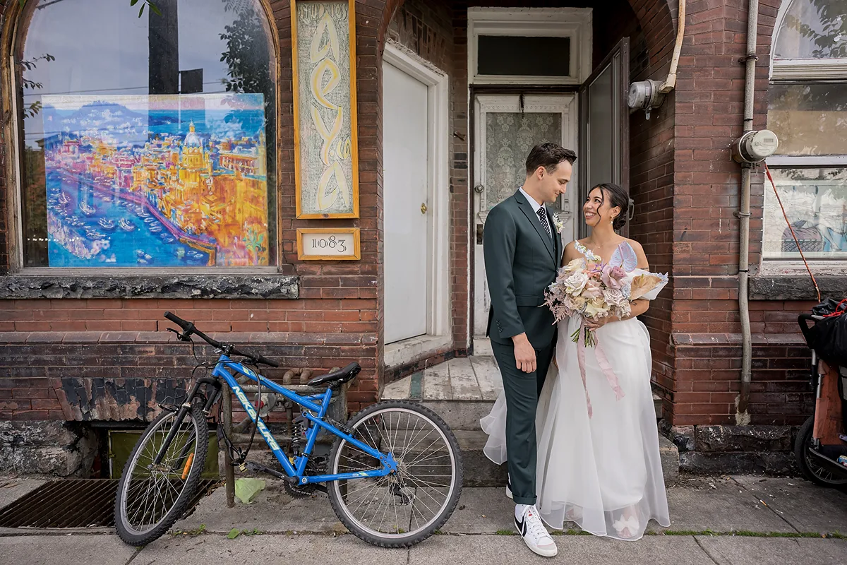 Photo of a wedding moment with Colour Wedding Photography, The Eastcore Colour, Toronto in clean composition. (0472)