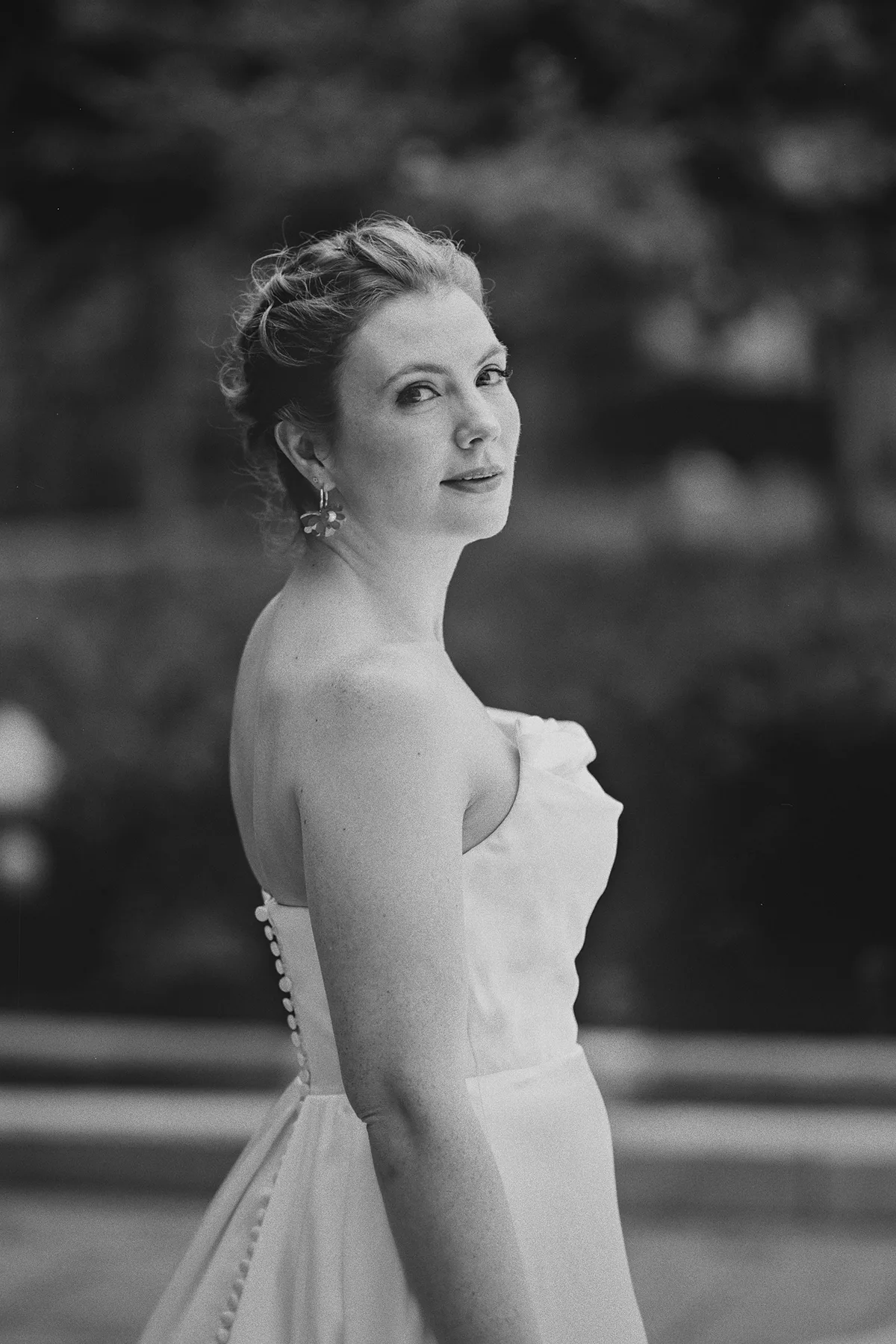 A classic bridal portrait of Beth looking over her shoulder